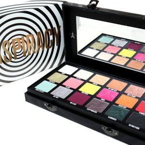 "Conspiracy" Eyeshadow Palette- Jeffree star - Shane Dawson- limited edition